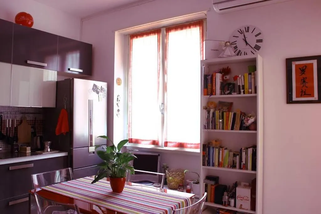 밀라노 Comfortable Studio Flat By The Navigli 아파트 이탈리아